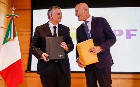 YPF and Eni continue writing history together.