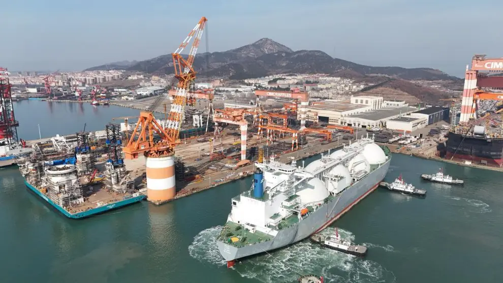 LNG GNL Southern Energy Buque MKII