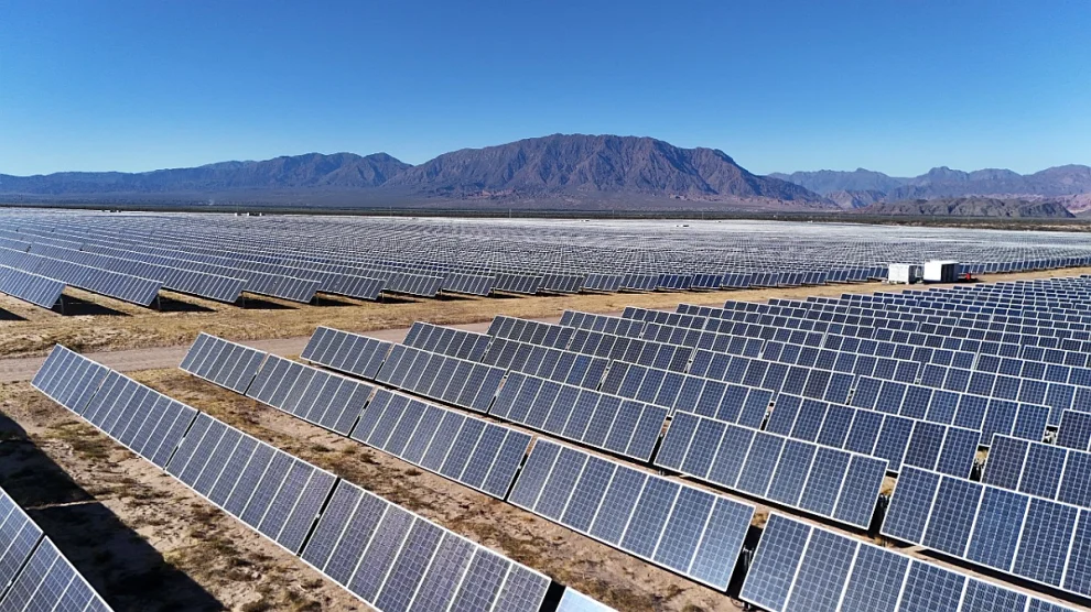 1761750004885-energias-renovables-energia-solar-central-puerto