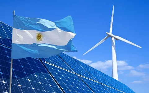 El artículo 6 de la nueva ley da por prorrogado el plazo "desde el 31 de diciembre de 2025 y hasta el 31 de diciembre de 2045"
