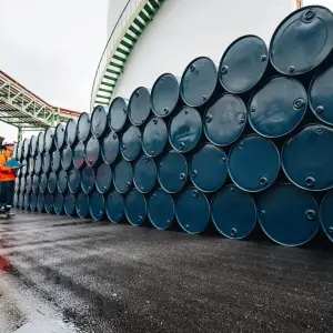 Trump convoca a ejecutivos petroleros: oportunidades y riesgos para las gigantes del sector energético estadounidense en Venezuela