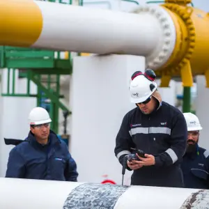 Crédito en dólares: Gobierno aprobaría mañana nuevo esquema y promete fondeo más barato a pymes de energía y minería