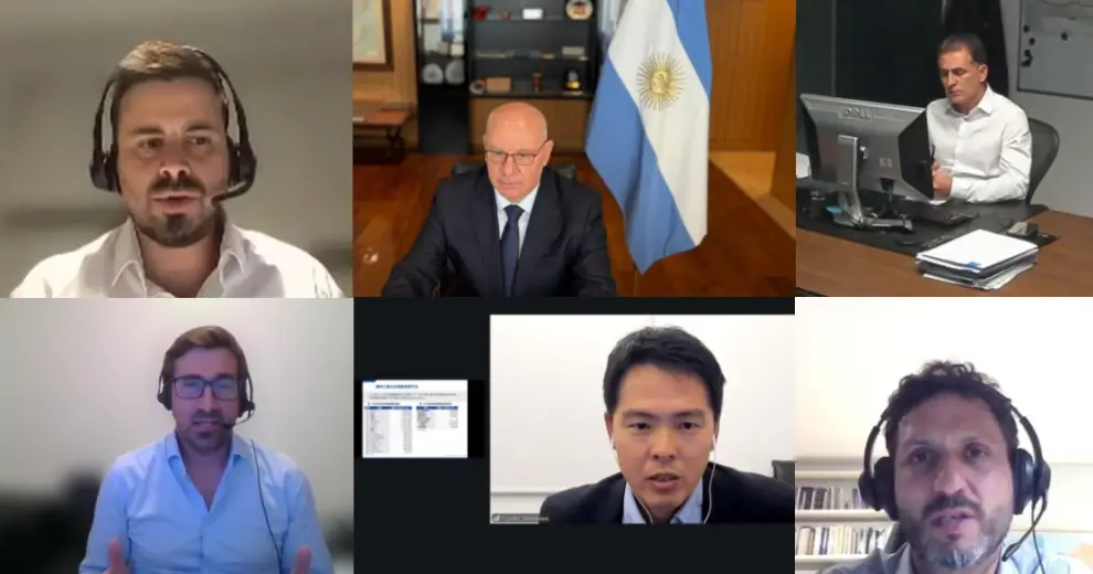 Más de 60 representantes del sector energético japonés participaron del webinar y escucharon con atención la presentación de Argentina LNG.