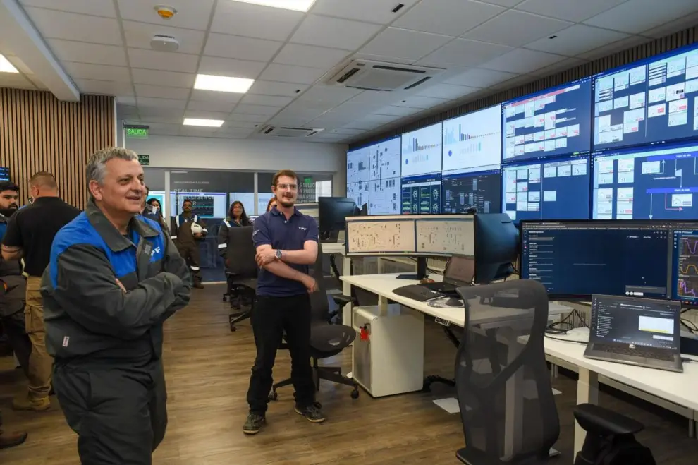 La IA incorporada en este centro es distinta porque fue pensada exclusivamente para optimizar la operación de esta refinería, explican desde YPF.