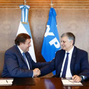 Río Negro e YPF: claves del acuerdo estratégico para impulsar el proyecto Argentina LNG