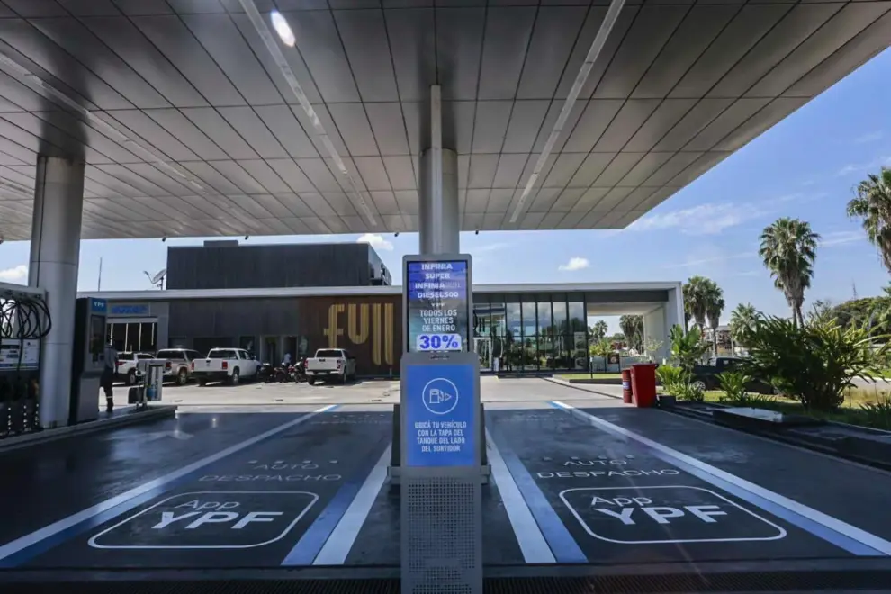 YPF obtuvo 100 estaciones en todo el país tras poner en marcha el sistema de auto despacho en la estación de servicio de la Famaillá en Tucumán.