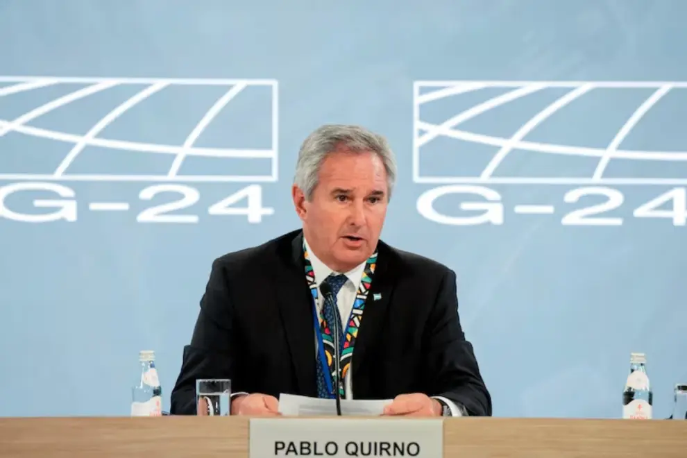 El canciller Pablo Quirno, quien asistirá a la cumbre, recibió el documento tras las reuniones en Davos con Rubio y el presidente Javier Milei. 