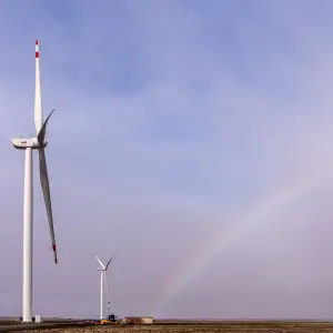 Cuenca Austral: TotalEnergies pone en marcha la primera electrificación híbrida eólica con baterías para producción de gas