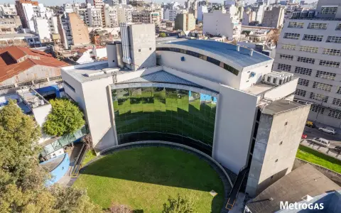 Este premio es otorgado a aquellas instituciones que demuestran un alto nivel de calidad operacional