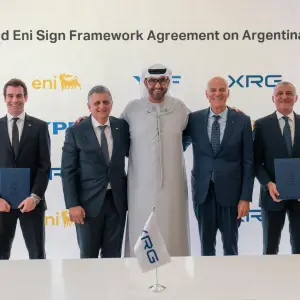 Argentina LNG: YPF, Eni y XRG firman Acuerdo de Desarrollo Conjunto e inician la Ingeniería Básica del proyecto 