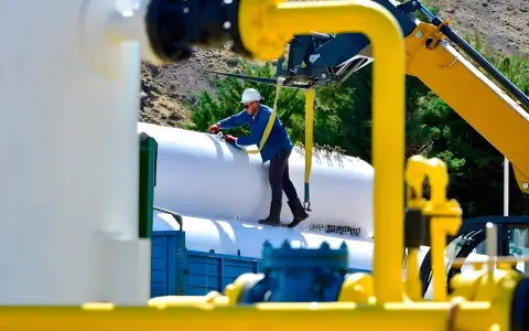 En Moquehue se ejecuta una importante ampliación de la red de GLP que beneficiará a 500 nuevos usuarios de la Provincia del Neuquén