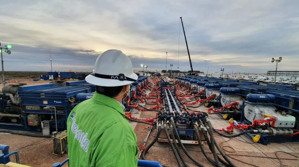 Tenaris tiene una división de fracking en Vaca Muerta y colabora con Tecpetrol, ambas empresas del Grupo Techint.