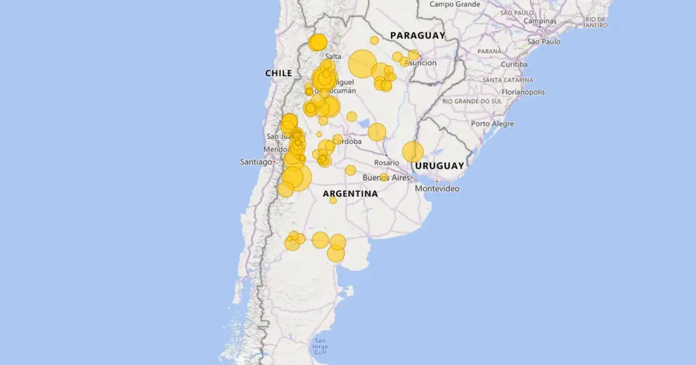 Las áridas regiones de Cuyo y NOA concentran la mayor cantidad de parques solares. La mayoría se ubica cerca de la cordillera de los Andes.