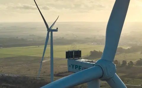 Durante 2025, la división eólica de YPF Luz mostró métricas de rendimiento que desafían los promedios del mercado