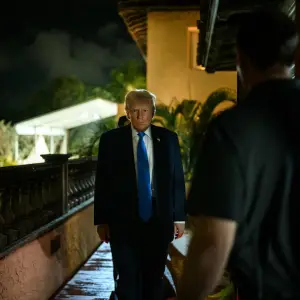 Trump enfatizó que las fuerzas iraníes podrían obtener "inmunidad" si cesaban la resistencia