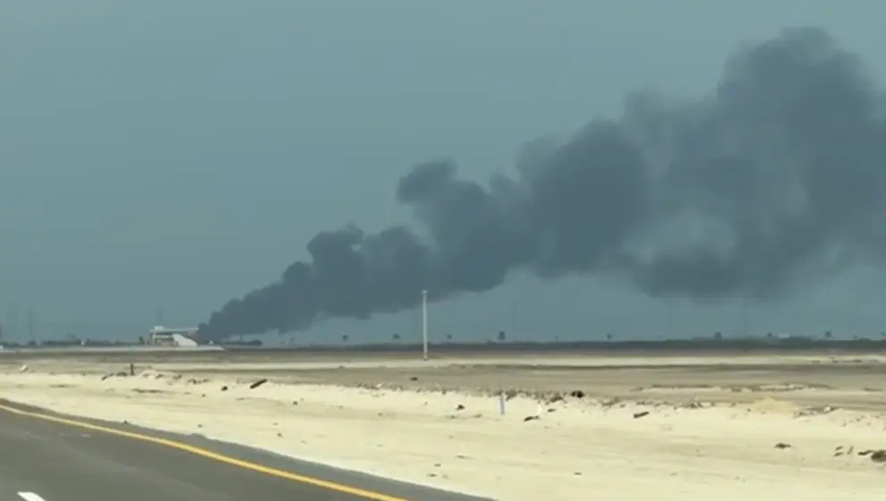 La refinería de petróleo Ras Tanura de Saudi Aramco tras el ataque iraní