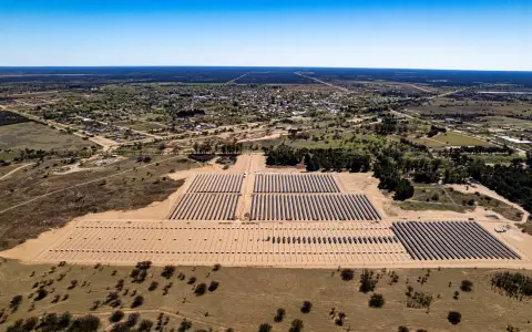 La generación eléctrica ha sido declarada actividad de interés estratégico por la Ley Provincial 3285 de Desarrollo Energético