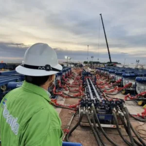 Argentina Holds Above Its 1998 Oil Record for Second Straight Month — but the Million-Barrel Target Needs a Faster Ramp