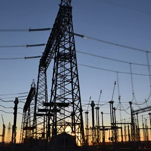 MEM: el Gobierno oficializó la reducción a 5 días para la presentación de contratos 