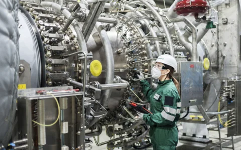 La empresa de tecnología energética firmó un contrato con San Matias Pipeline S.A. para proveer tres unidades NovaLT™16 