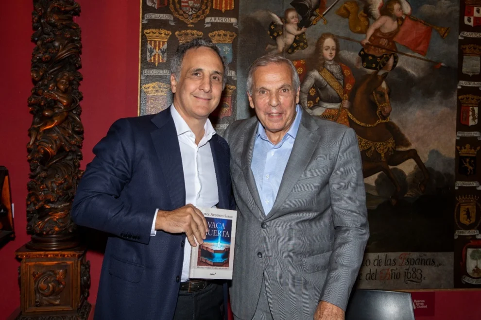 "Si algo nos enseña este libro es que esta realidad debe seguir construyéndose todos los día", escribió Marcos Bulgheroni en el prólogo.