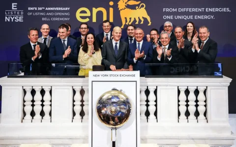 Los directivos de Eni al cunmplirse tres décadas de su cotización en el NYSE