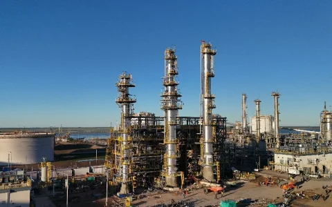 La obra demandó una inversión de u$s 260 millones y fue ejecutada bajo la modalidad llave en mano (EPC) por AESA