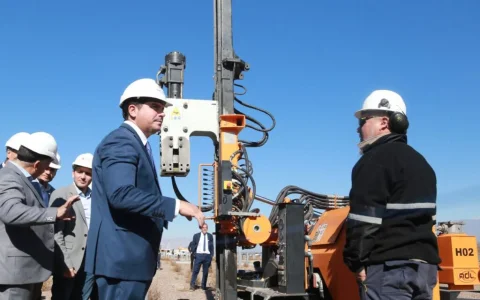 Recientemente, el Gobernador de San Juan realizó una inspección a la obra en Ullum, en la que se verificó un grado de avance al 43%