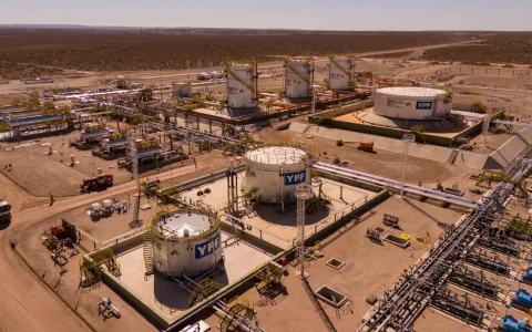 Vaca Muerta produjo 698.500 barriles diarios, también un récord, y explicó el 71,7% del petróleo del país