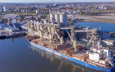 Procesadora de Gas del Sur se queda con la planta de Tratayén y el gasoducto de segregación; Midstream GdS, con el poliducto y la terminal P. Galván
