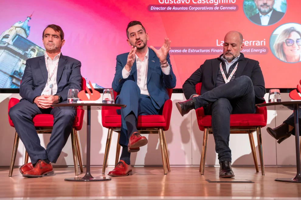 Federico Amos, CEO de ArcelorMittal Acindar, aportó su visión desde un sector industrial que se moderniza y genera sus propias energías limpias