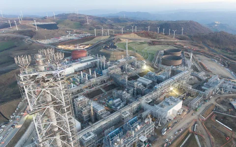 Tempa Rossa, en Basilicata, Italia, donde Tecnimont construyó el centro de proceso de petróleo y gas del yacimiento que opera TotalEnergies