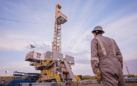 El relevamiento mensual de actividad upstream cerró mayo con 44 equipos de perforación activos