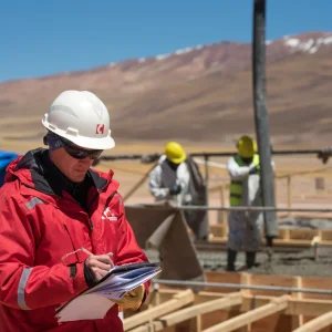 Saga Contreras: la casa madre vuelve a escena y el consorcio que había salido tercero con Southern Energy gana el troncal más grande de Argentina LNG
