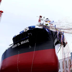 San Antonio Este eleva a 200 metros la eslora habilitada para el gasoducto de Southern Energy: el VIGOR OL inaugura la nueva capacidad con 3.640 caños