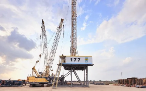 La unidad, de especificación súper high spec con tecnología MPD (Managed Pressure Drilling, perforación con presión gestionada)