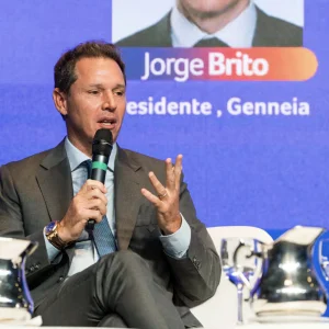 Jorge Brito pone a la minería y a los centros de datos como la nueva demanda: Genneia llega a casi 2 GW y JP Morgan empuja los project finance