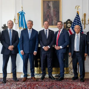 Más licitaciones de áreas para Vaca Muerta: en Washington, Figueroa anunció una segunda ronda ante el EXIM Bank, DFC y BID Invest