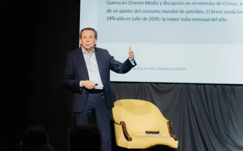 Dante Sica, exministro de Producción y Trabajo de la Nación y fundador de Abeceb, disertó sobre el cambio de ciclo macroeconómico