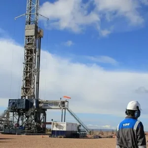 YPF Drills 4,770-Meter Slim-Well Lateral, Repeats the Mark on Three Wells in 10 Days