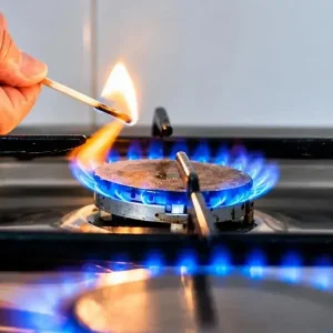 El Gobierno amplió los topes de consumo eléctrico subsidiado en 15 provincias y reglamentó el nuevo régimen de Zona Fría para el gas