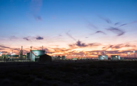 Planta de tratamiento de Tecpetrol en Fortín de Piedra, Vaca Muerta